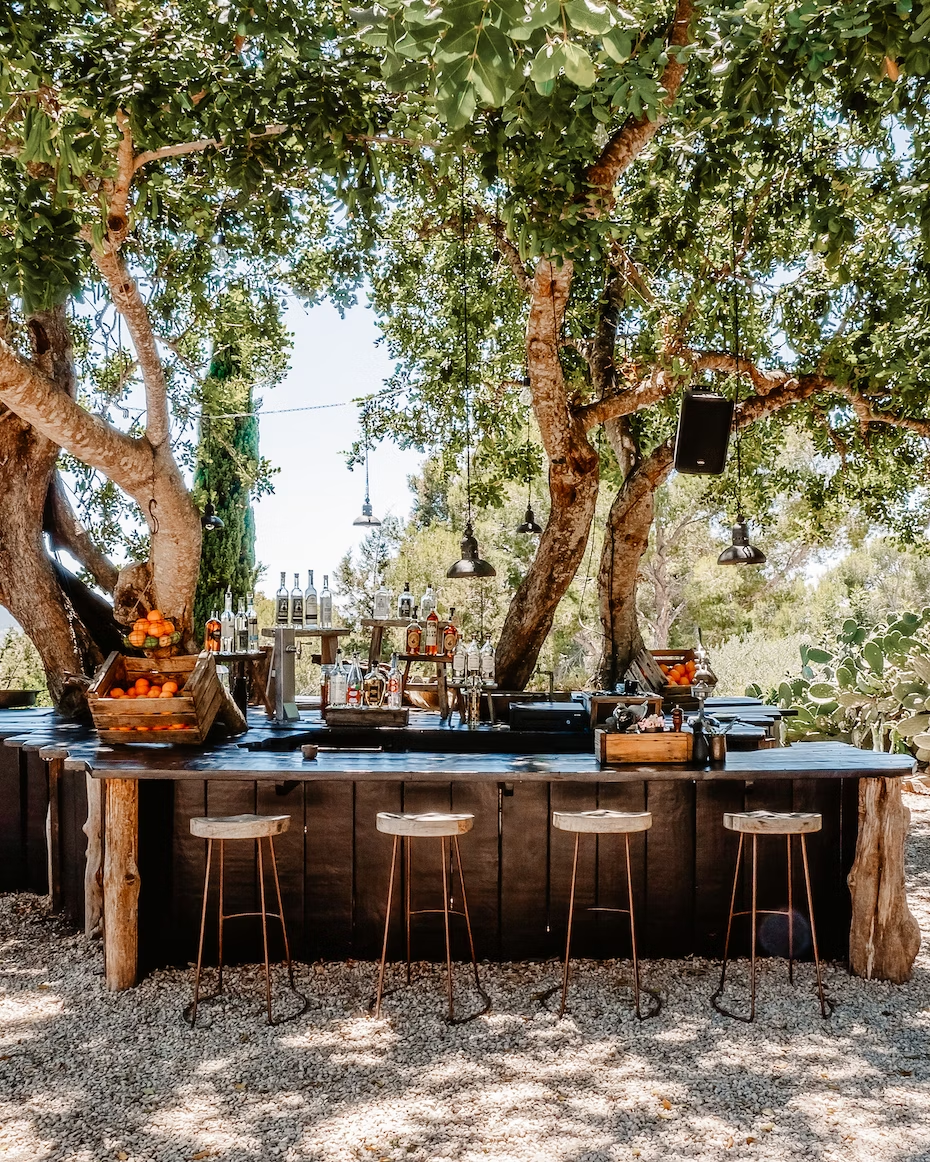 outdoor-seating-area